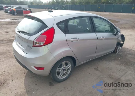 2018 Ford Fiesta Se z USA, uszkodzony, nr VIN 3FADP4EJXJM124481